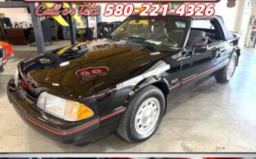 Ford-mustang-1988-black