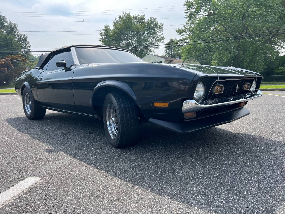 Ford-mustang-convertible-1972-black-1