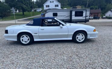 Ford-mustang-convertible-1989-white-3