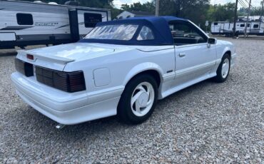 Ford-mustang-convertible-1989-white-4