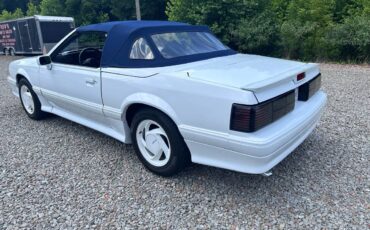 Ford-mustang-convertible-1989-white-6