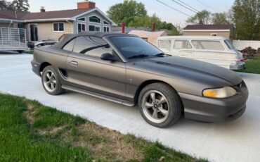 Ford-mustang-convertible-1994-grey-1