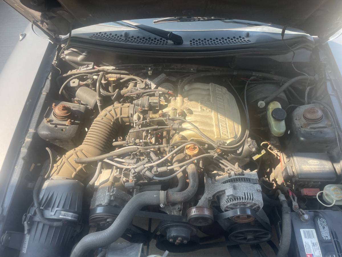 Ford-mustang-convertible-1994-grey-5