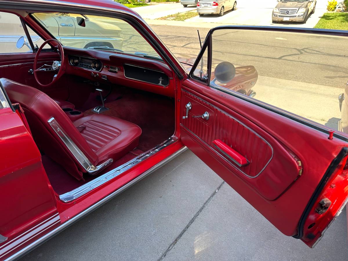 Ford-mustang-coupe-1966-red-10