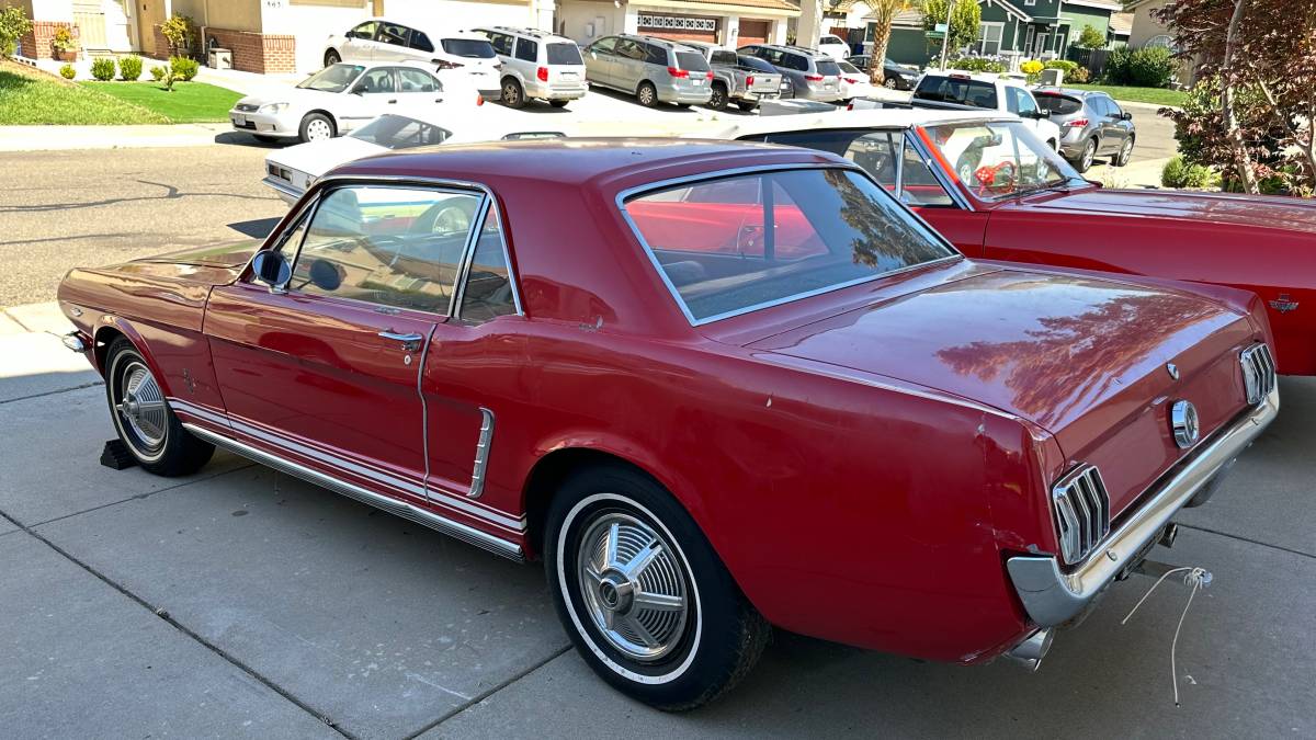 Ford-mustang-coupe-1966-red-3