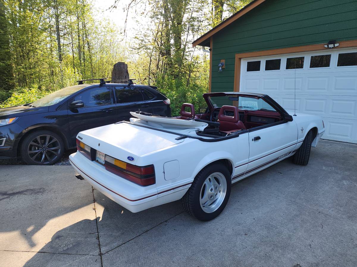 Ford-mustang-glx-1984-white-5