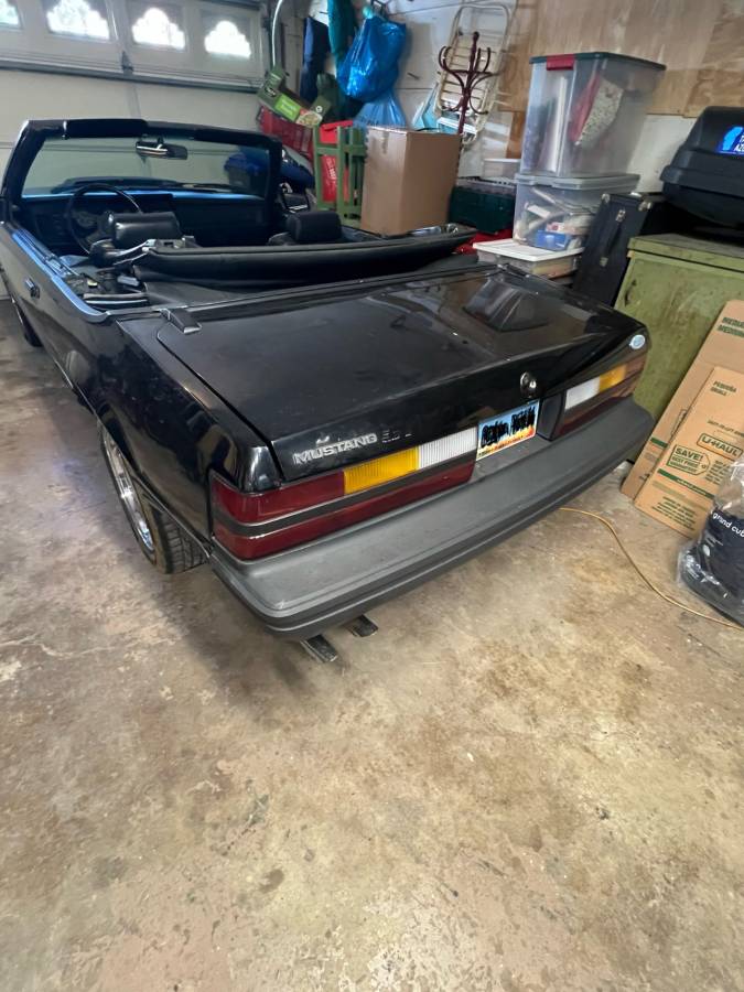 Ford-mustang-gt-1983-1