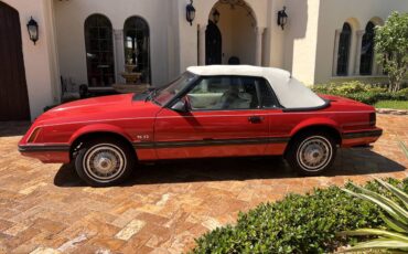 Ford-mustang-gt-1983-1
