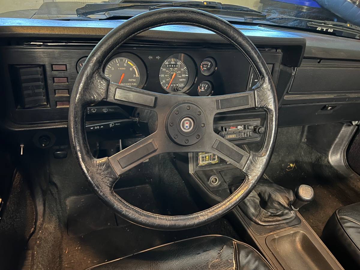 Ford-mustang-gt-1983-4