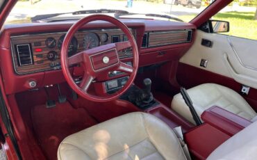 Ford-mustang-gt-1983-8