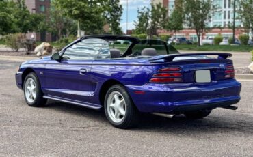 Ford-mustang-gt-convertible-1995-blue-17