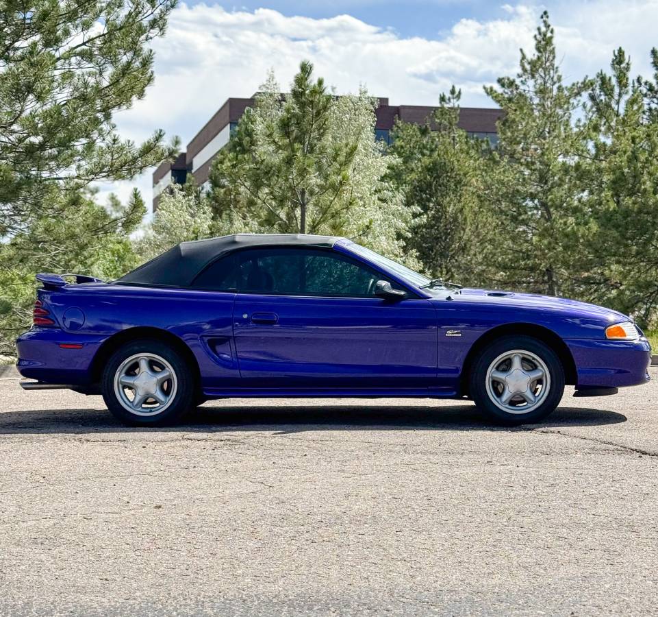 Ford-mustang-gt-convertible-1995-blue-2