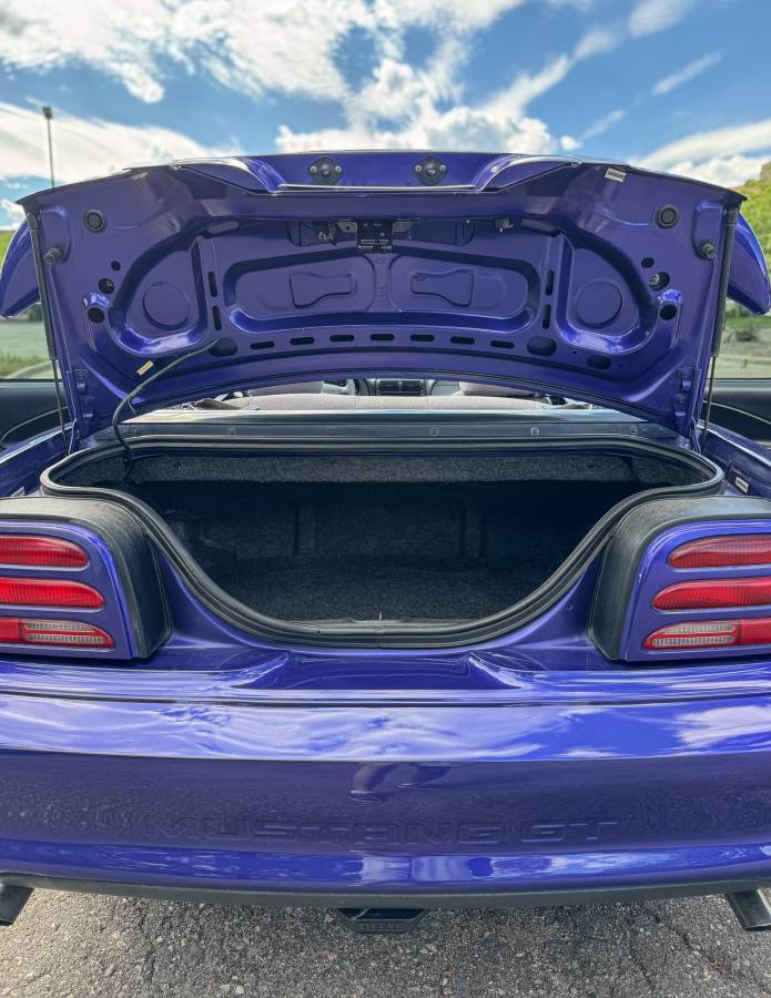 Ford-mustang-gt-convertible-1995-blue-23