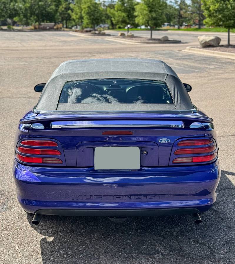 Ford-mustang-gt-convertible-1995-blue-4
