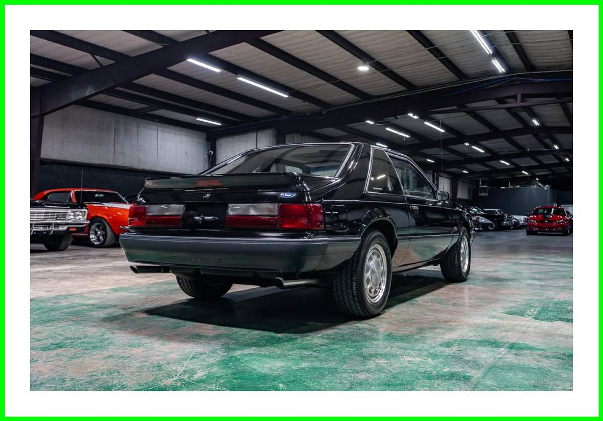 Ford-mustang-lx-1990-black-1