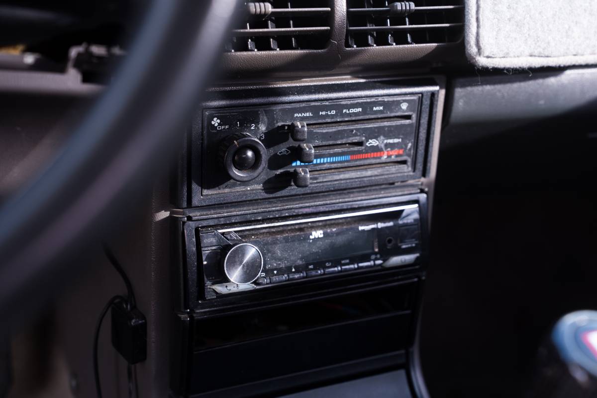 Ford-probe-1991-white-8