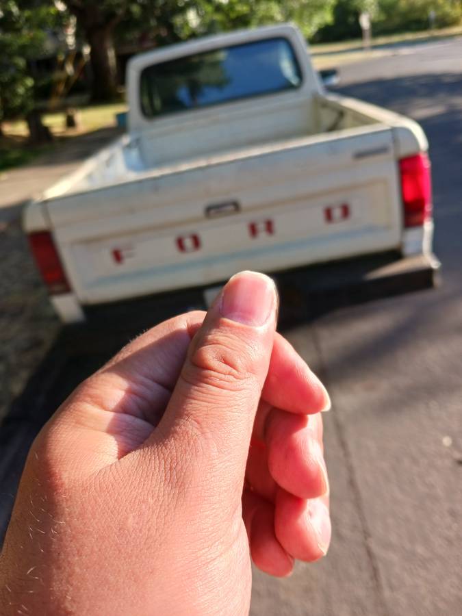 Ford-ranger-1986-white-5