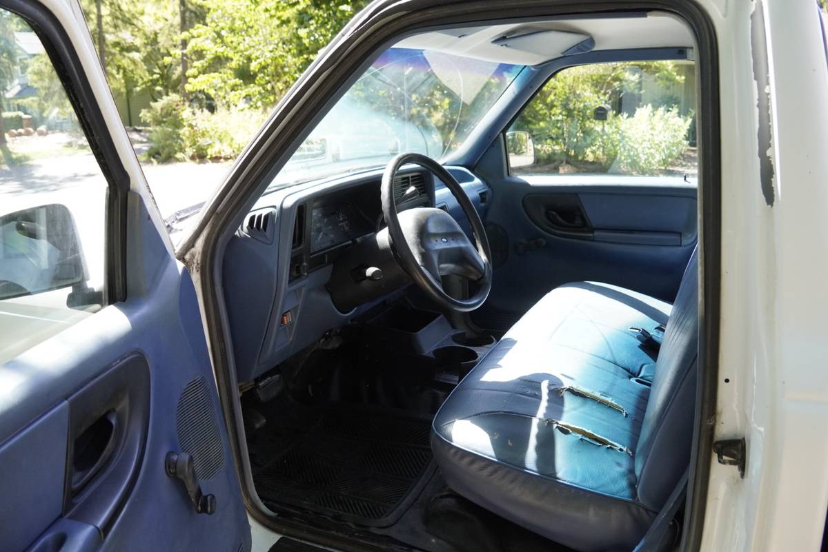 Ford-ranger-xl-1993-white-3
