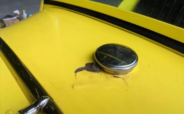 Ford-roadster-1931-yellow-11