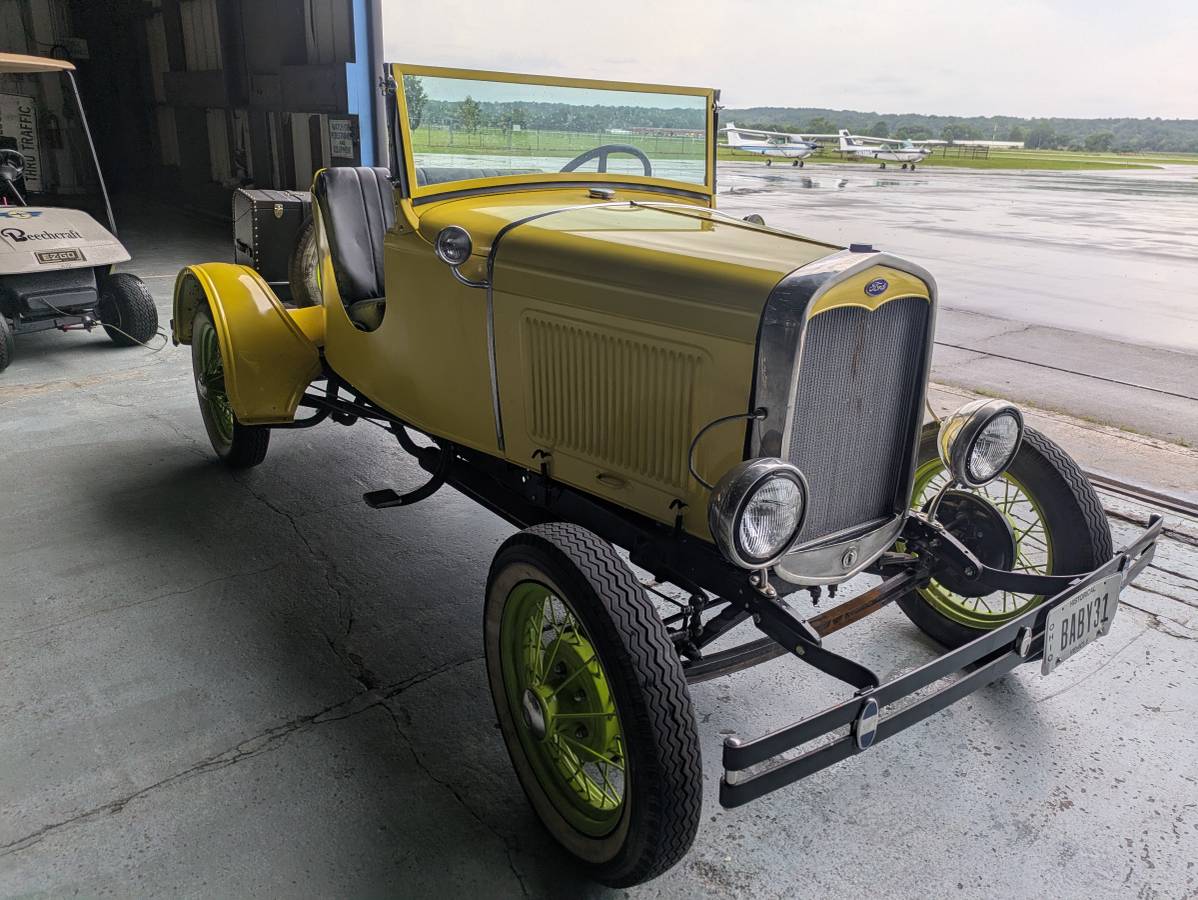Ford-roadster-1931-yellow-3
