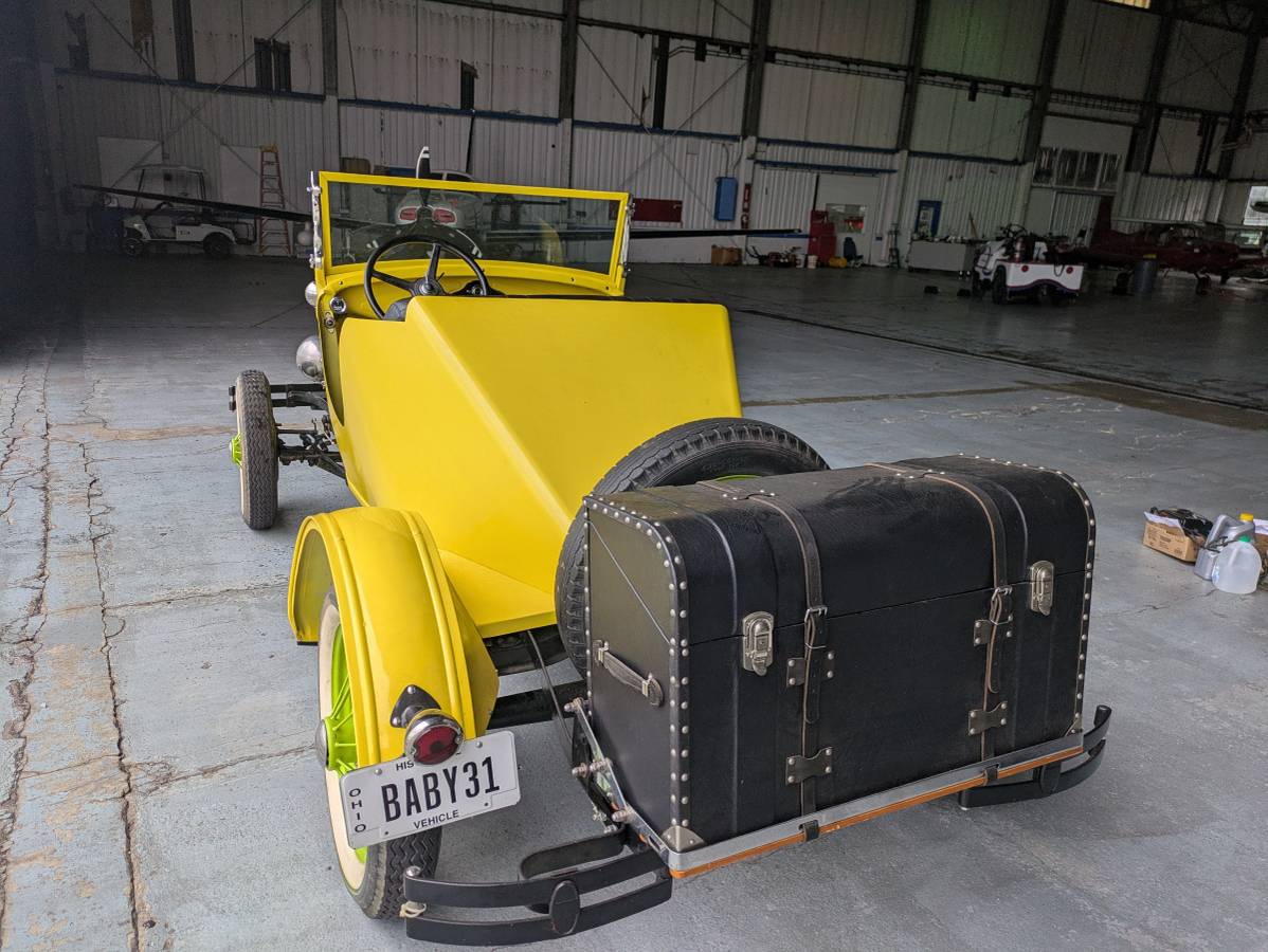 Ford-roadster-1931-yellow-6