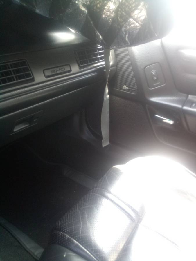 Ford-taurus-sho-1990-black-12