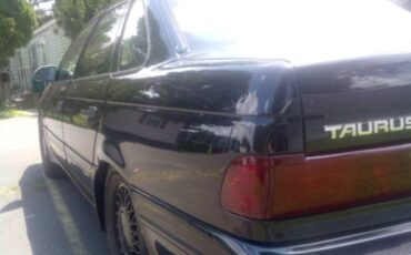 Ford-taurus-sho-1990-black-18