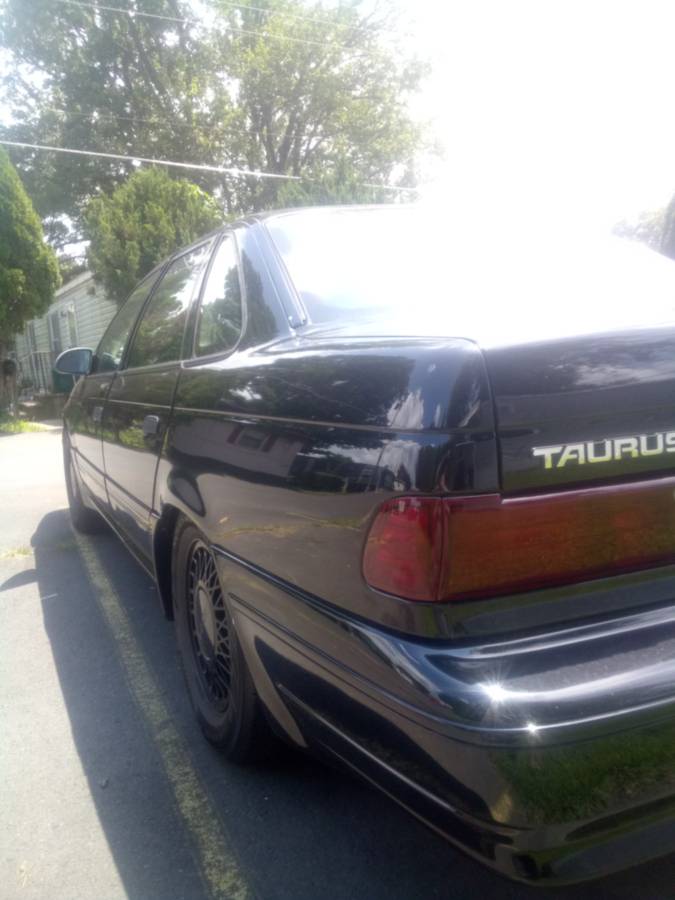 Ford-taurus-sho-1990-black-18