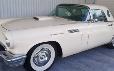 Ford-tbird-1957-3