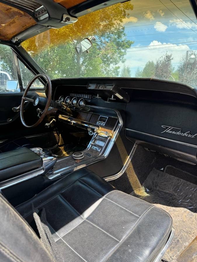 Ford-thunderbird-1966-white-4