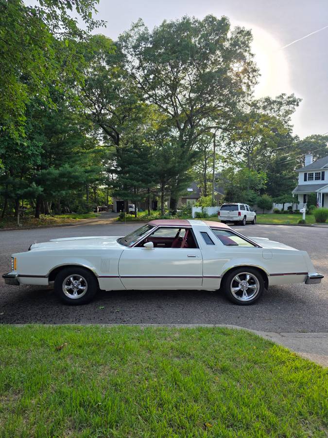Ford-thunderbird-1977-white-7