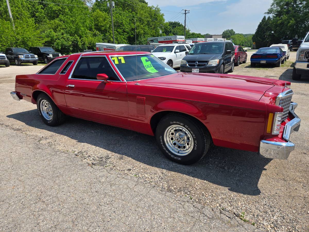 Ford-thunderbird-coupe-1977-red-4