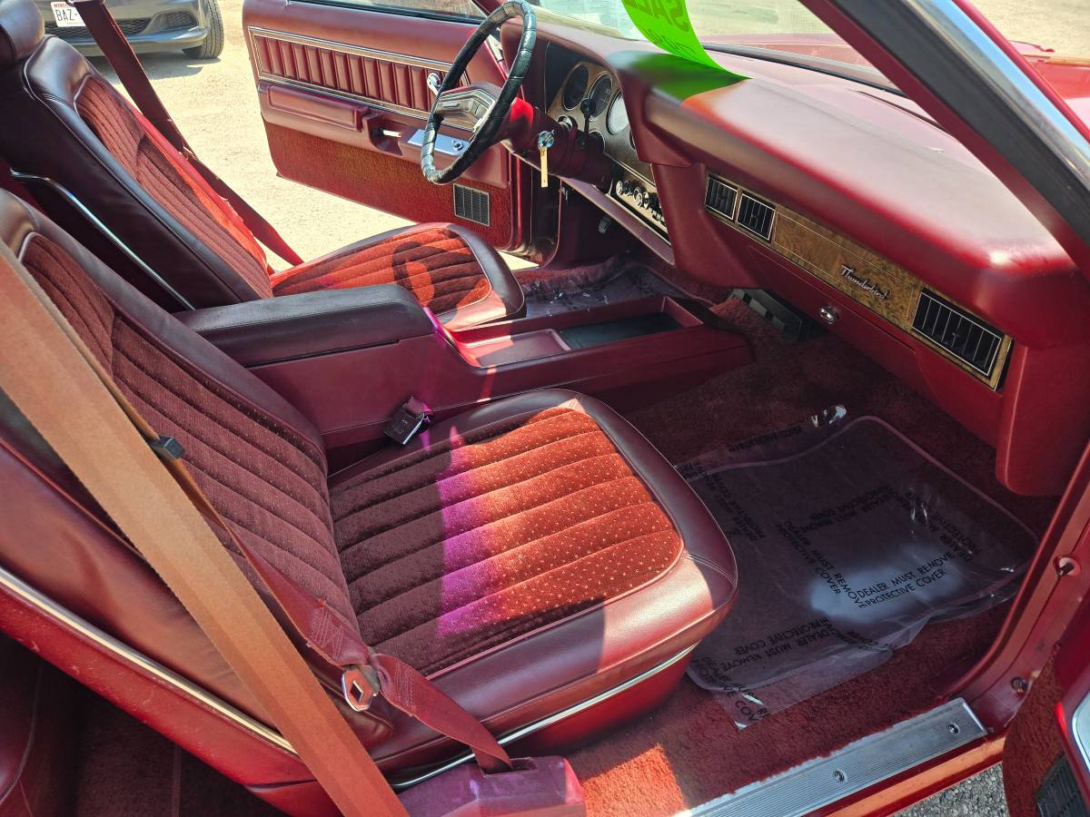 Ford-thunderbird-coupe-1977-red-9