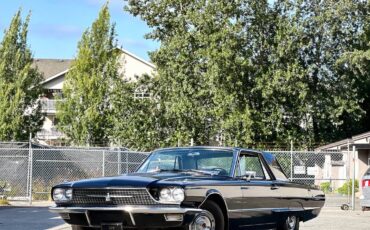 Ford-thunderbird-old-1966-black