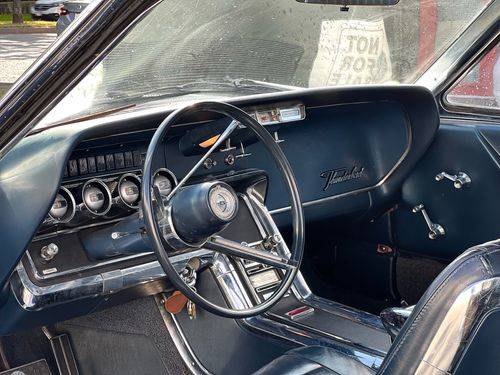 Ford-thunderbird-old-1966-black-5