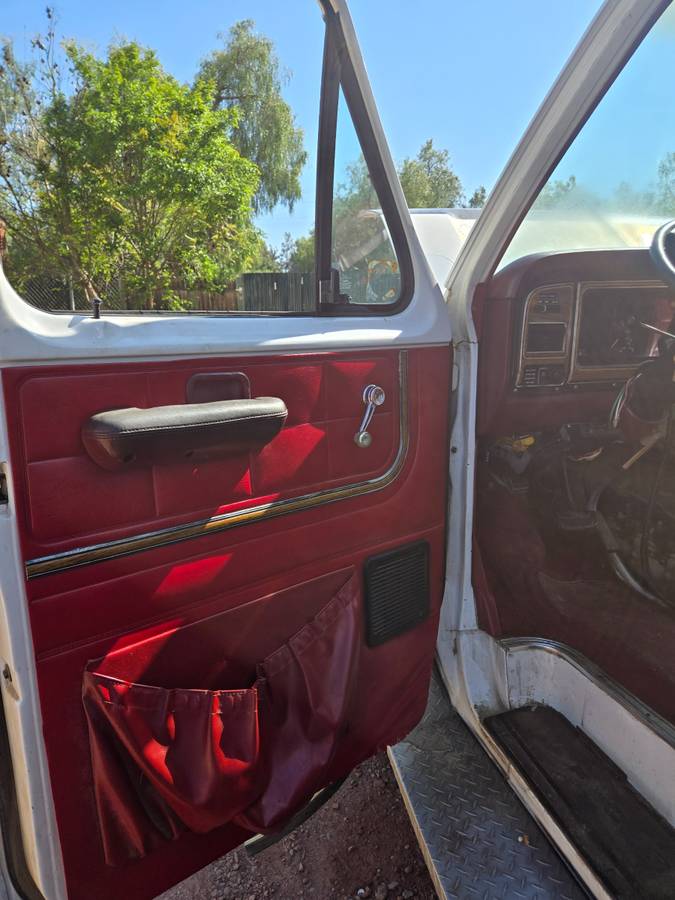 Ford-transit-1988-31