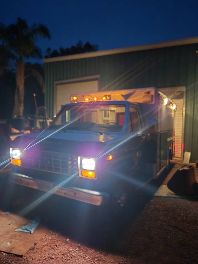 Ford-transit-1988-5