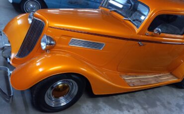 Ford-vicky-1933-orange-10