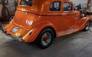 Ford-vicky-1933-orange-7