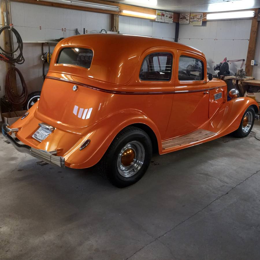 Ford-vicky-1933-orange-7