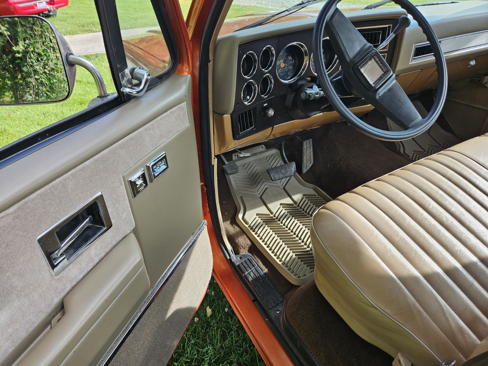 GMC-12-Ton-Pickup-1986-Cab-Chassis-20