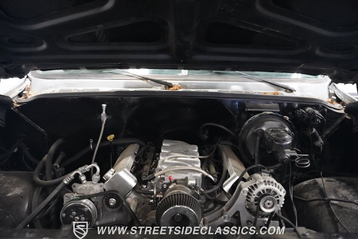 GMC-2500-1980-Pickup-Truck-3