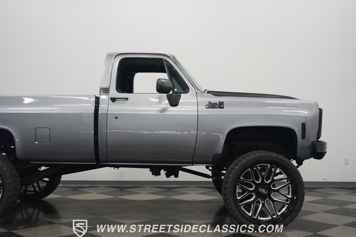 GMC-2500-1980-Pickup-Truck-32