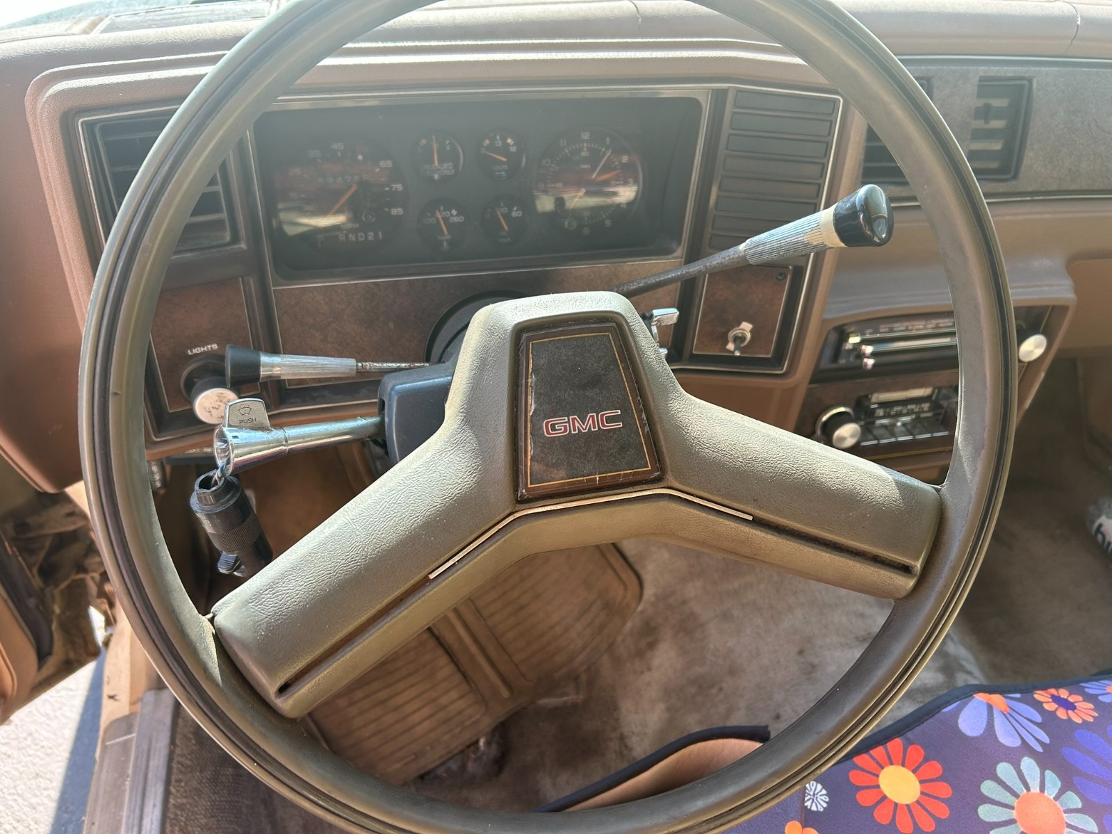 GMC-Caballero-1986-Standard-Cab-Pickup-13