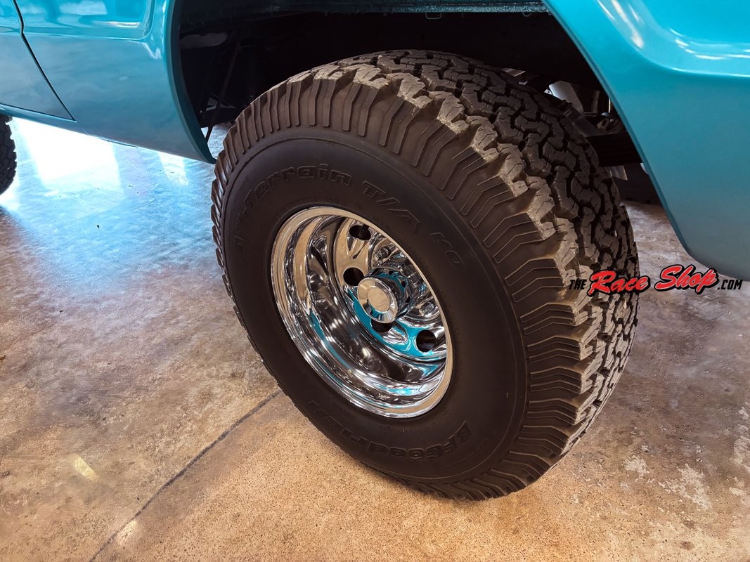 GMC-Jimmy-1971-Offroad-11