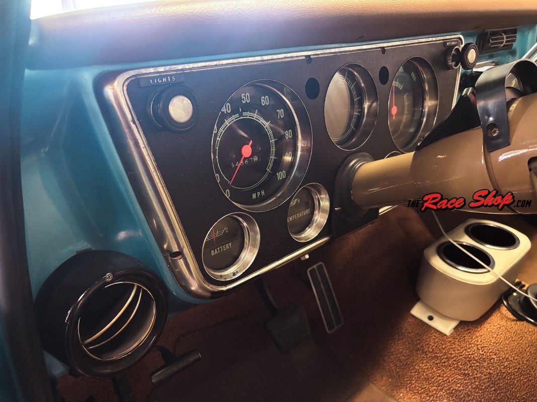 GMC-Jimmy-1971-Offroad-15