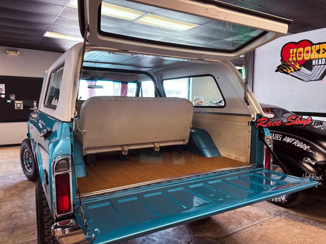 GMC-Jimmy-1971-Offroad-4
