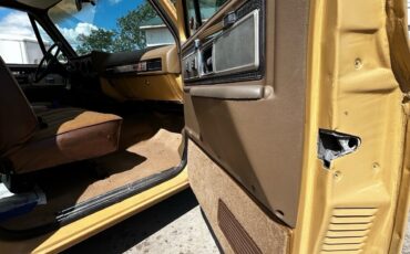 GMC-Jimmy-1979-SUV-16