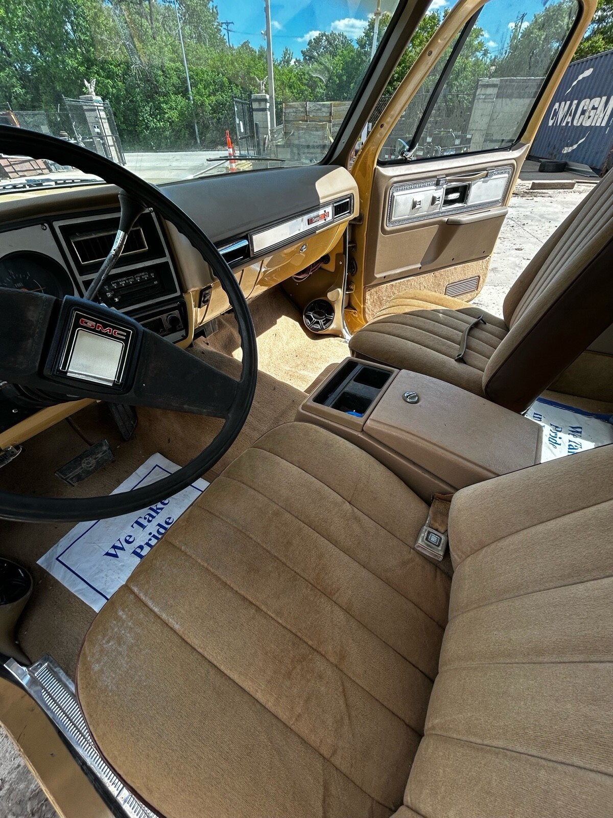 GMC-Jimmy-1979-SUV-21