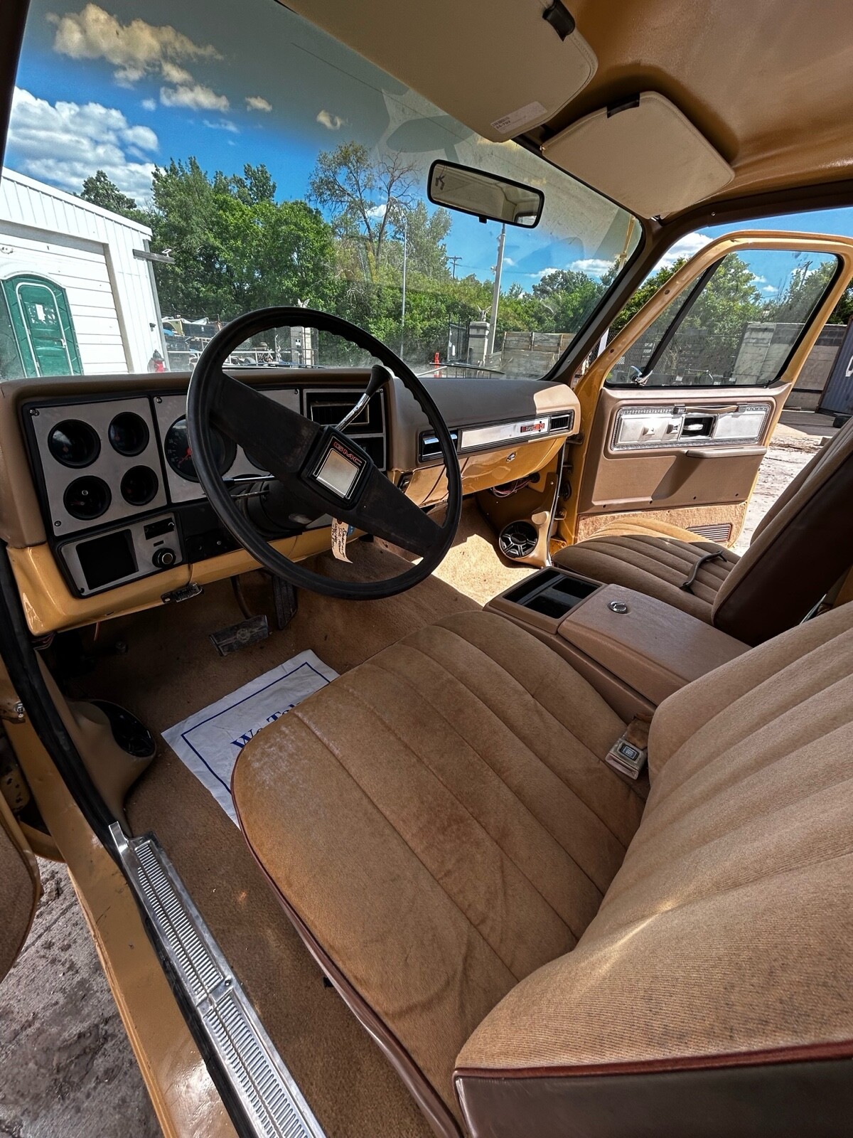 GMC-Jimmy-1979-SUV-24